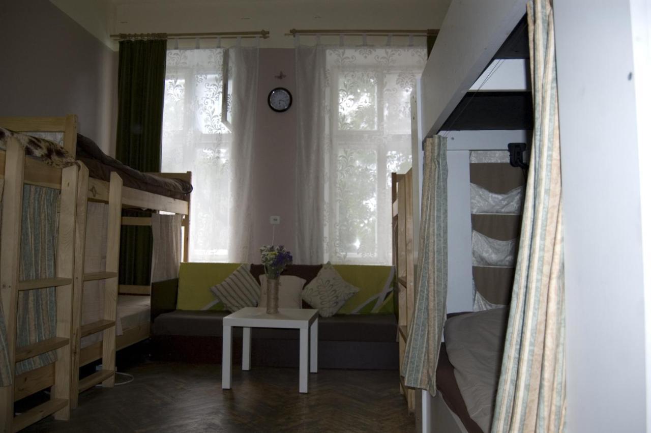 Hostel Drive Lviv Exterior foto