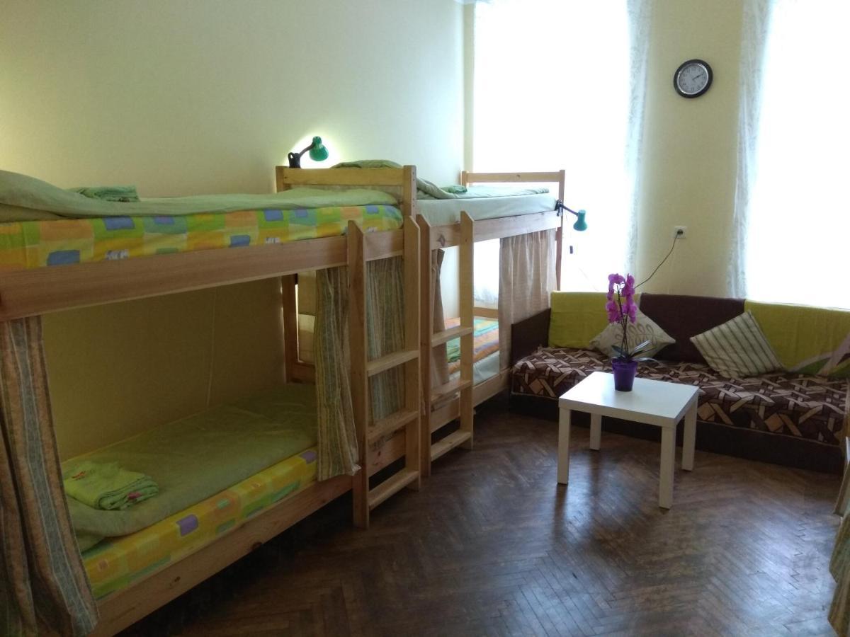 Hostel Drive Lviv Exterior foto